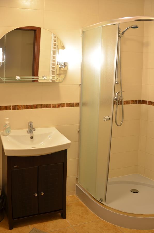Zagloba Karczma Hotel Opole Bagian luar foto